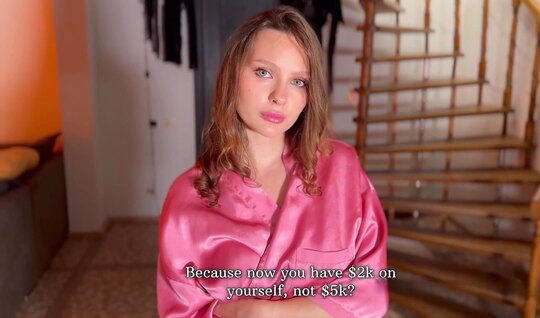 Уговорил русскую мамку подставить анал для проникновения